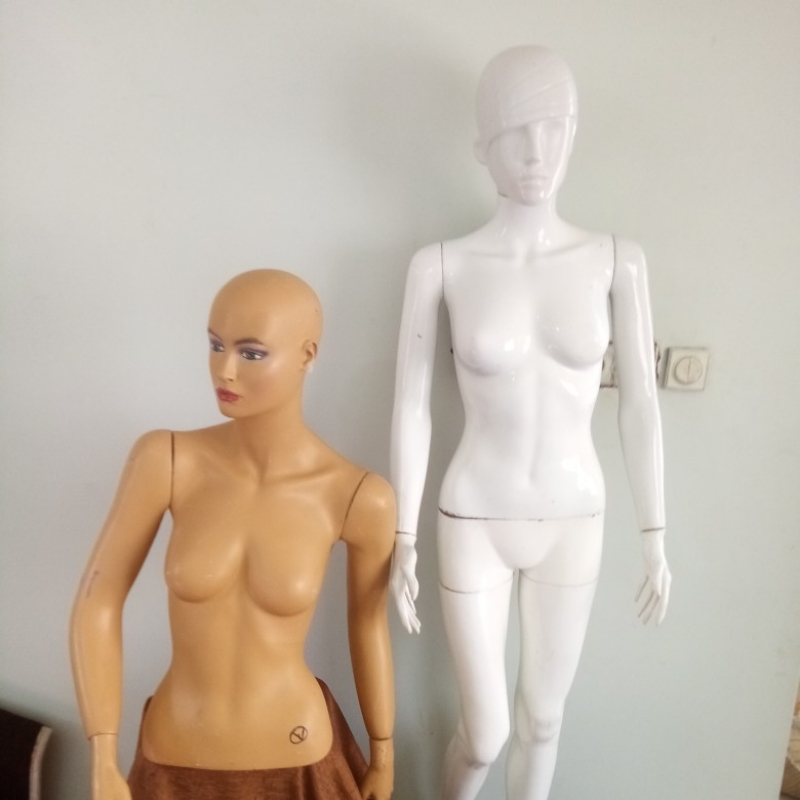 مانکن پا زنانه در عکاسی تبلیغاتی و فروشگاه آنلاین - رگال محمدی