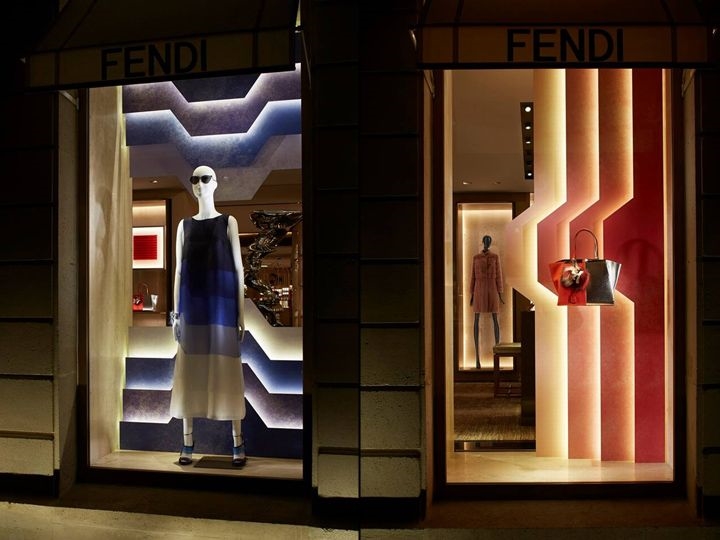 اشتباهات رایج در طراحی ویترین فروشگاهی MDF - رگال محمدی