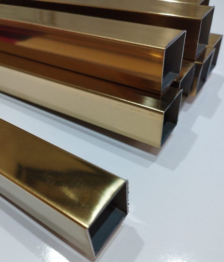 طراحی و ساخت رگال با پروفیل فلزی - رگال محمدی